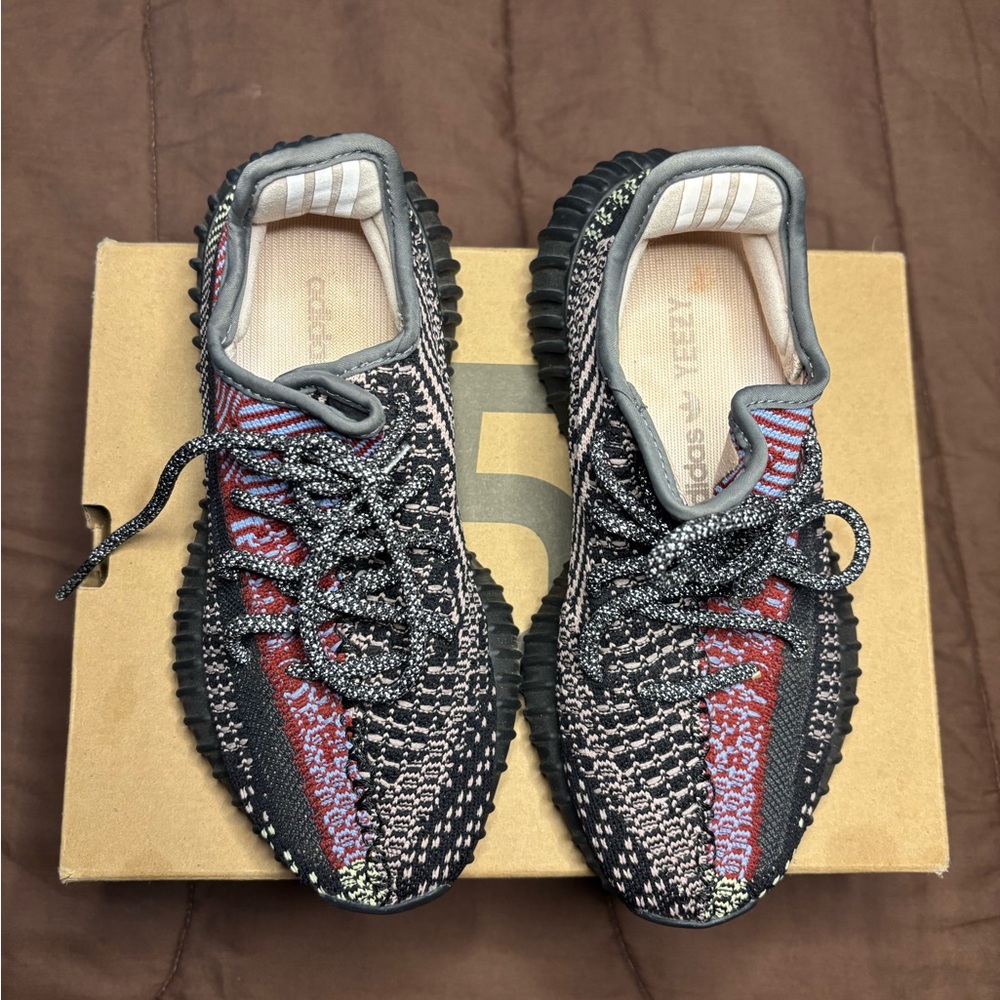 Adidas Yeezy Boost 350 V2 Sneakers